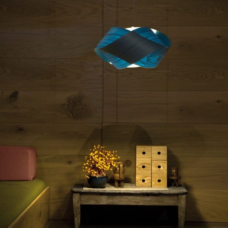 LZF Pendelleuchte Nut in Blue (Blau) Wohnbeispiel
