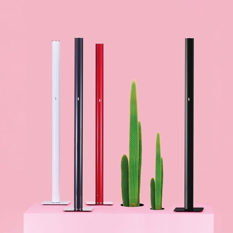 Artemide Stehleuchte Ilio White, Glossy black, Rubin red & Matte black Ambiente