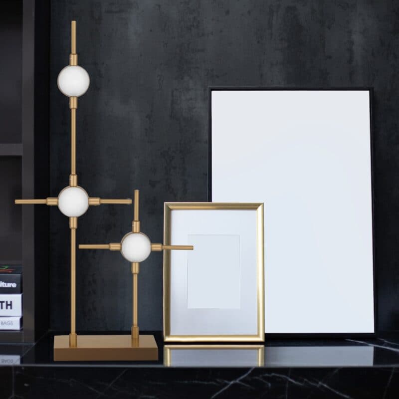 Nova Luce Tischleuchte Atomo Gold Wohnbeispiel