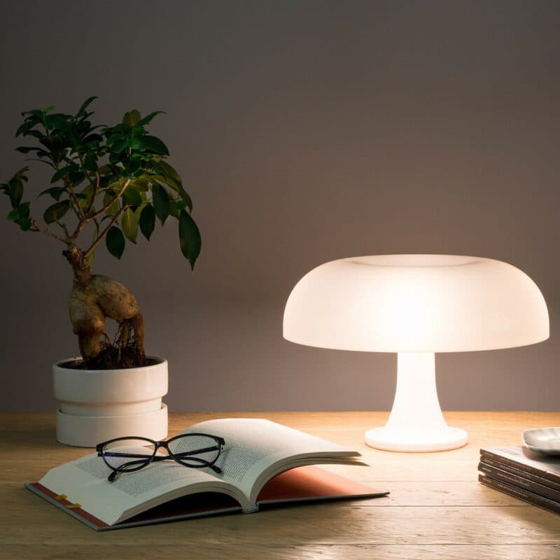 Artemide Tischleuchte Nessino in Weiß Wohnbeispiel