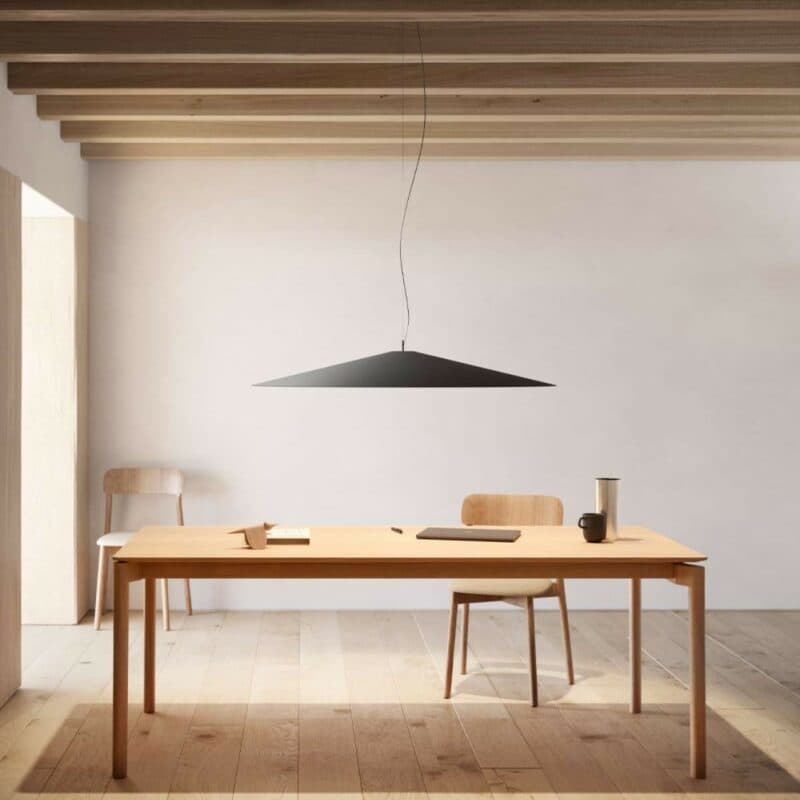 Luceplan Pendelleuchte Koinè in Schwarz matt Ambientebeispiel